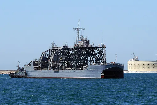 Самому старому кораблю ВМФ России уже 109 лет. Чем удивляет спасатель «Коммуна» Самому старому кораблю ВМФ России уже 109 лет. Чем удивляет спасатель «Коммуна»