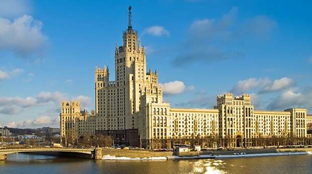 Дом на Котельнической набережной