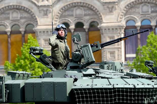 Песков: на Параде Победы не будет техники по соображениям безопасности