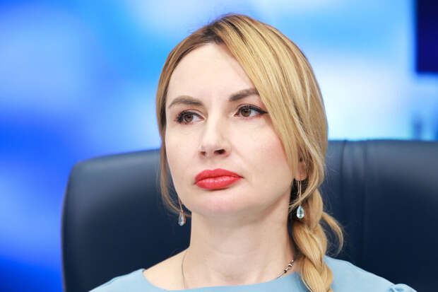 Член ОП Колотовкина: после истории с ряженными героями мне поступают угрозы