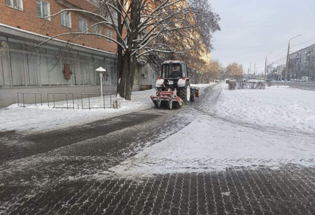 С улиц Тулы за сутки вывезли 340 кубометров снега