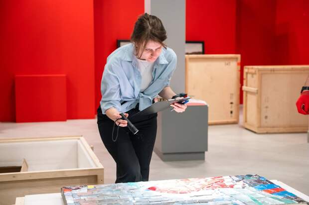 В Тулу впервые приехали работы художника Александра Дейнеки