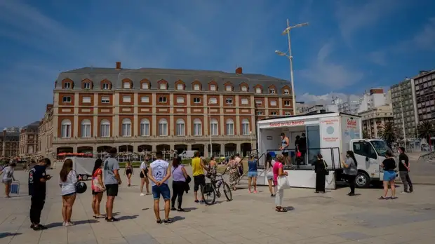 В Аргентине за сутки выявили более 110 тысяч случаев коронавируса