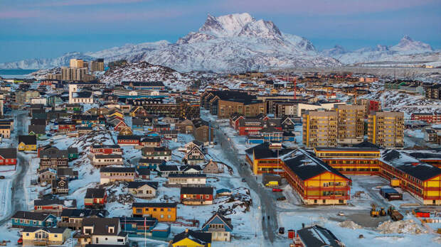 Хегсет потребовал обеспечить США военный доступ к Гренландии