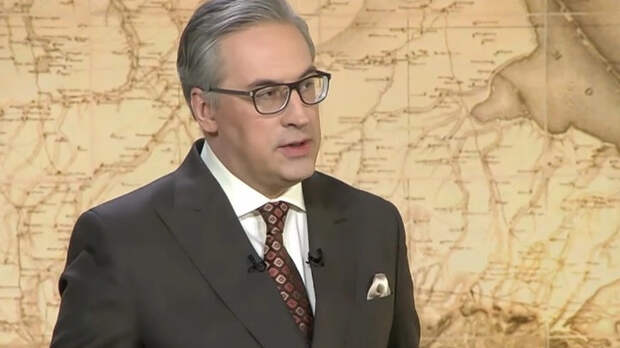 Норкин обрушился на "золотых" артистов: "Мы оплачиваем их Мальдивы из своего кармана"