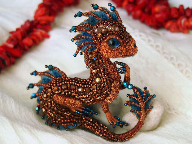 Невероятно красивые броши в виде маленьких сказочных драконов ручной работы