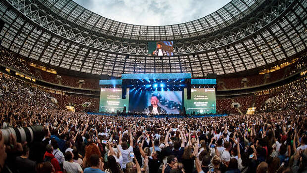 Лето в Москве: стадионные выступления, фестивали и жаркие клубные концерты