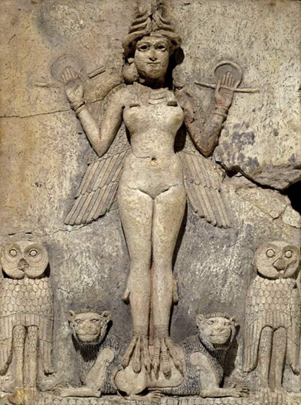 Иштар (Астарта) – богиня плодородия, любви, войны и распри. | Фото: comicvine.gamespot.com.