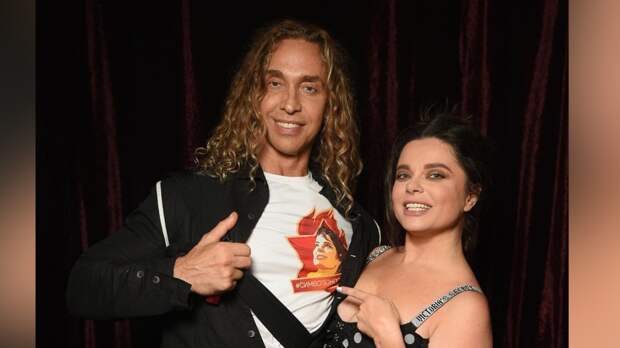 Мать Королевой рассказала о «понижении ее статуса» после замужества дочери