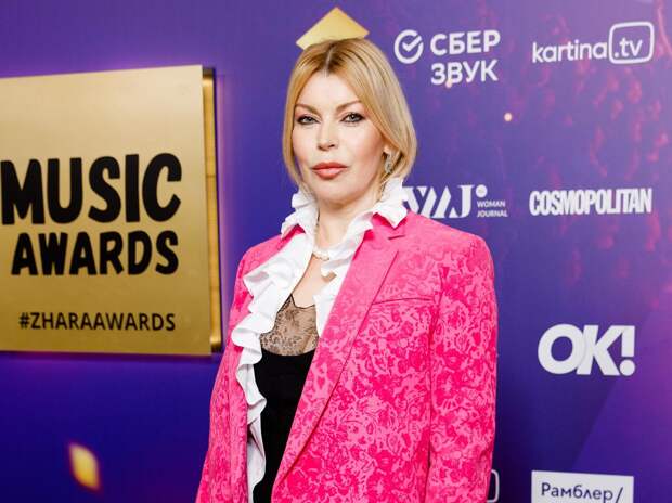 «Девочка-ночь». Как Лада Дэнс оправилась после измены мужа, романа с женатым и страшного ДТП