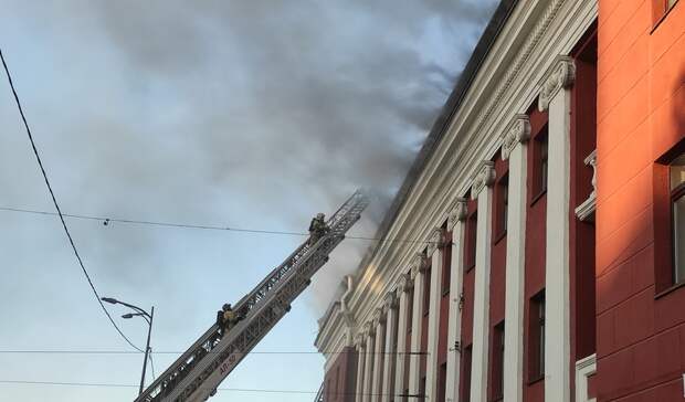 Имущество арендаторов оказалось под угрозой из-за пожара в гостинице Петрозаводска