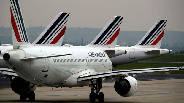 В Air France прокомментировали отмену рейсов в Москву  