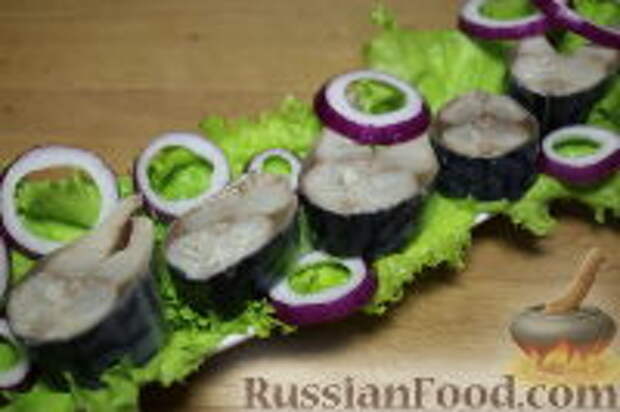 Фото к рецепту: Маринованная скумбрия