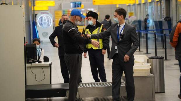 Сотни казахстанцев не могут вернуться домой из Европы из-за ситуации в Нагорном Карабахе