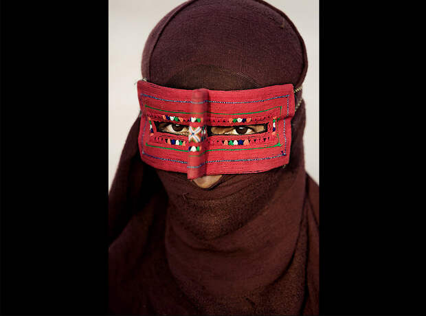 Фотография: Традиционные маски у иранских женщин №17 - BigPicture.ru