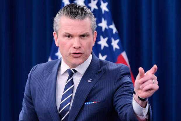 Глава Пентагона Хегсет: США решительно и безжалостно одолевают Иран