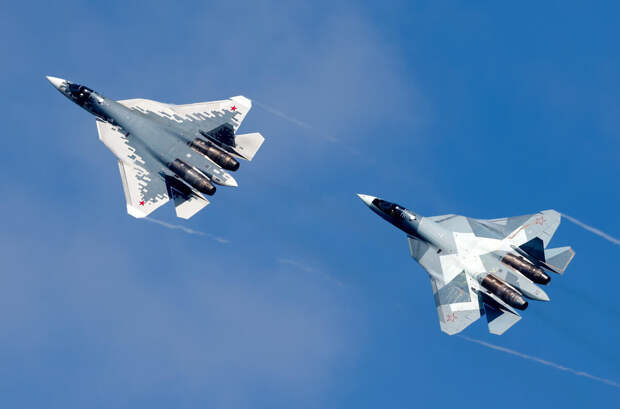 Представители военно-промышленного комплекса РФ сообщили, что в 2024 году будет произведено в два раза больше истребителей Су-57, чем в предыдущем году. "Мы выполнили государственный оборонный заказ.-3