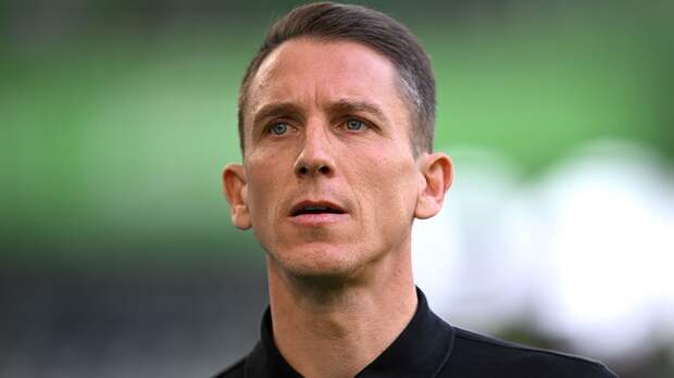 «Вольфсбург» уволил главного тренера