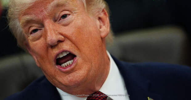 Трамп несколько часов кричал на помощников, узнав о сбитом в Иране F-15 США - WSJ