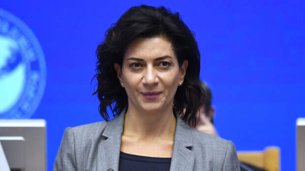 Королевские траты: на чьи деньги жена Пашиняна отдыхает в Турции за $100 000