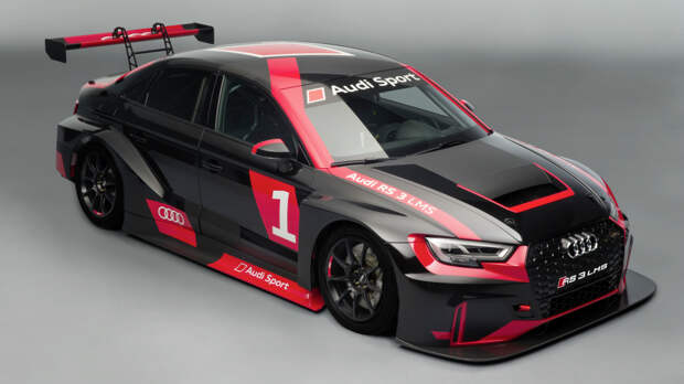Седан Audi RS3 подготовили для кузовных гонок