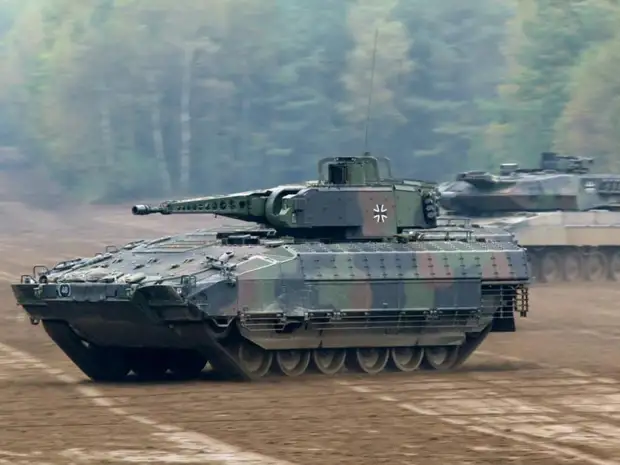 Минобороны Германии: большая часть БМП и вертолетов страны выведены из строя