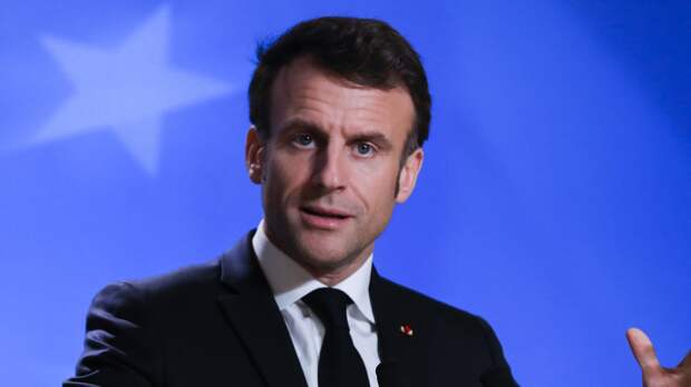 Le Monde: Зеленский пришел в ярость из-за слов Макрона о России