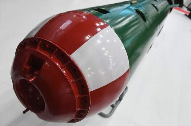 CBS News: Иран начал минировать Ормузский пролив