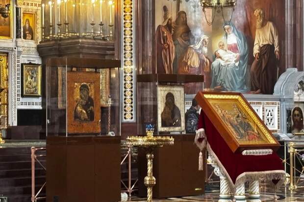 В Донбассе поддержали передачу РПЦ Владимирской и Донской икон — монастырь назвал это «всенародным исцелением»