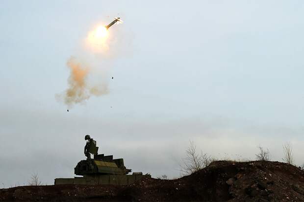 Чувашию пытались атаковать две ракеты, одну из них сбили, вторая изменила курс