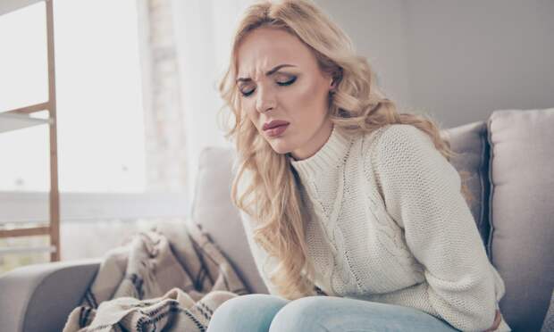 Подробный алгоритм действий при сильной боли в животе: каких ошибок стоит избегать