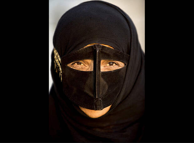 Фотография: Традиционные маски у иранских женщин №10 - BigPicture.ru