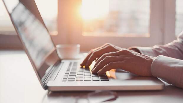 Перечислены профессии, которые портят людей