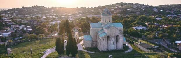 Как и где оформить страховку для поездки в Грузию