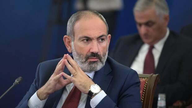 Правящая партия Армении заявила, что Пашинян не намерен оставлять свой пост