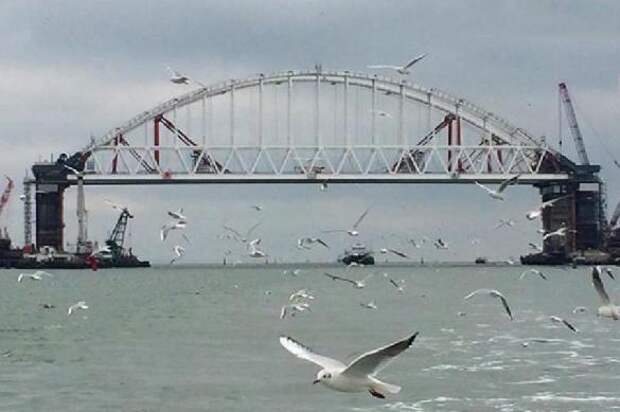 На Украине обнаружили новую проблему Крымского моста. На Украине обнаружили новую проблему Крымского моста