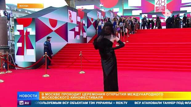 Церемония открытия ММК стала парадом мод и смелых образов