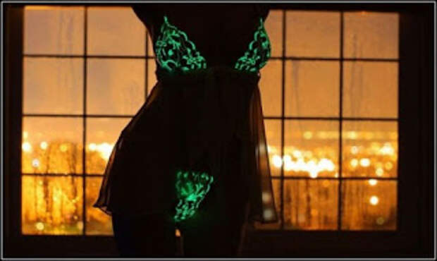 Светящаяся юбка Хикару. Почему высокотехнологичный гаджет привлёк внимание современных модниц?
