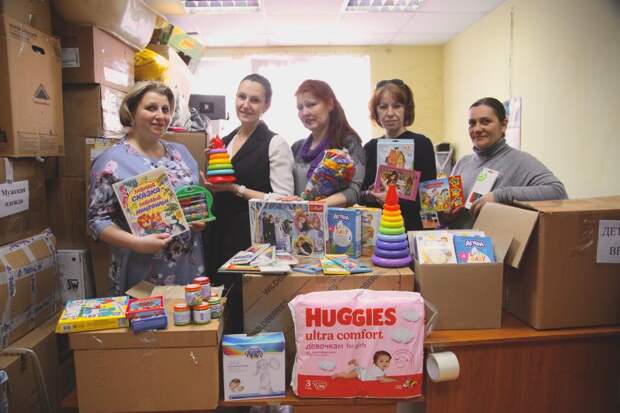 В Алтуфьевском районе собирают подарки для нуждающихся семей из регионов