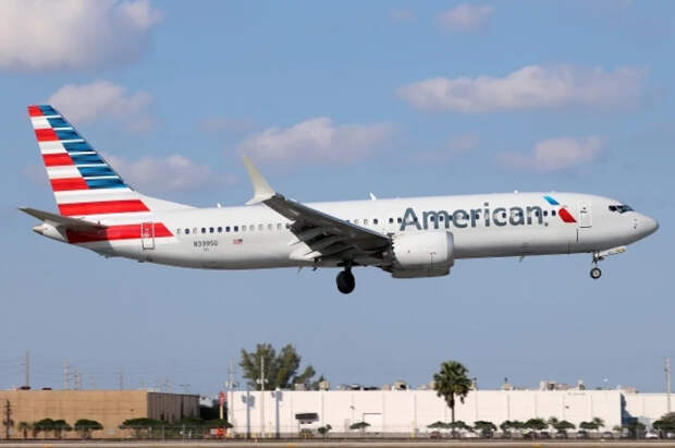 NYT: США атаковали корабль на Карибах с помощью замаскированного самолета