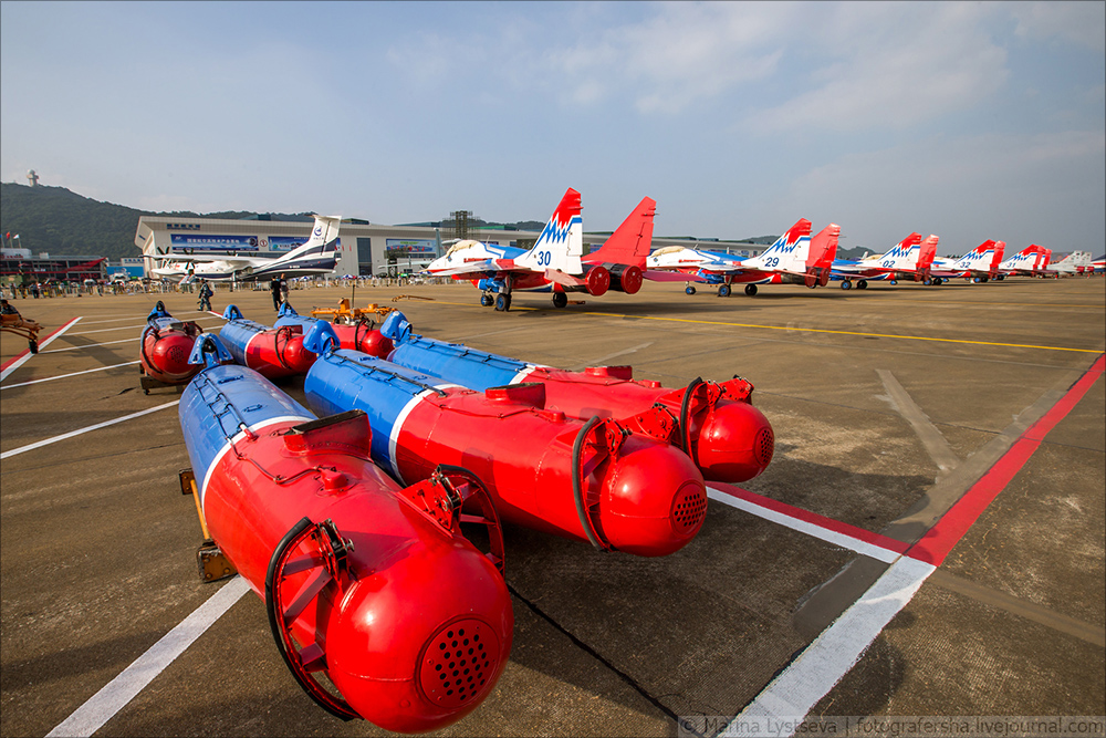 Русские витязи и Стрижи на China Airshow 2016 Русские витязи и Стрижи на China Airshow 2016