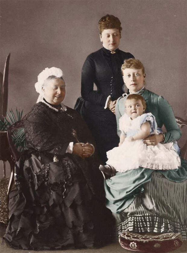4 поколения — от королевы Виктории до принцессы Алисы прабабушка, прадедушка, семейный альбом, семья, фото