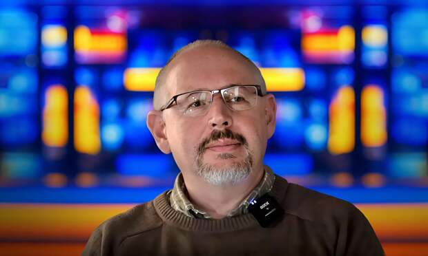 Олег Ясинский: Западная демократическая мечта оказалась голограммой, за которой мы бежали, задрав штаны