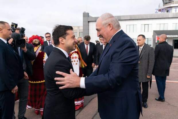 Несмотря на непризнание Лукашенко, Минск готов развивать отношения с Украиной