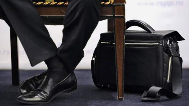 Депутаты-оборотни: как экс-чиновники Госдумы создали «общак» для врагов России