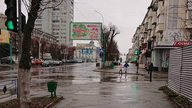 Как живет Луганск после восьми лет обстрелов ВСУ: репортаж из Донбасс