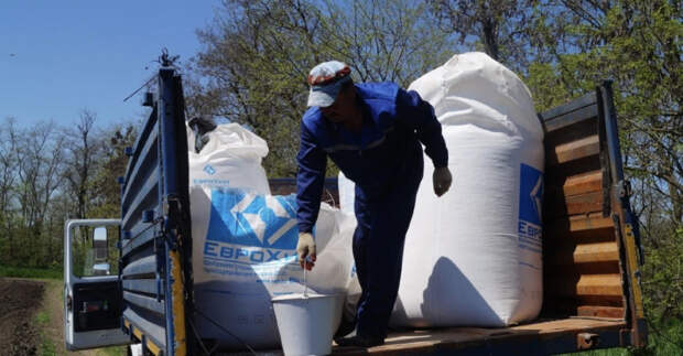 В Красногвардейском районе идет подкормка озимых культур