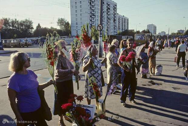 Москва 90–х Вспомним, как это было: Какой была Москва в 90-е годы