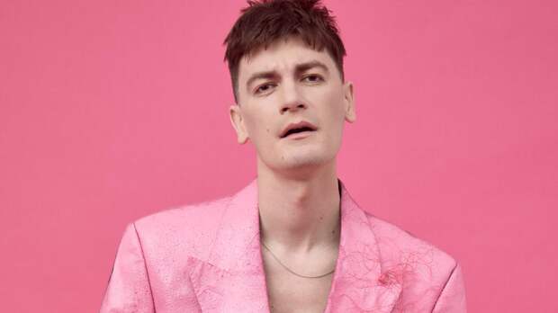 Александра Гудкова оштрафовали за видео с пародией на хит Shaman «Я русский»