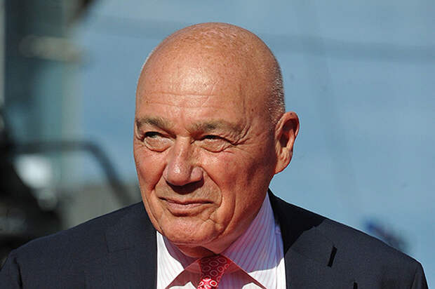 Марина Неелова достойно ответила Владимиру Познеру про отличие американцев от русских: “Ему не понравилось”